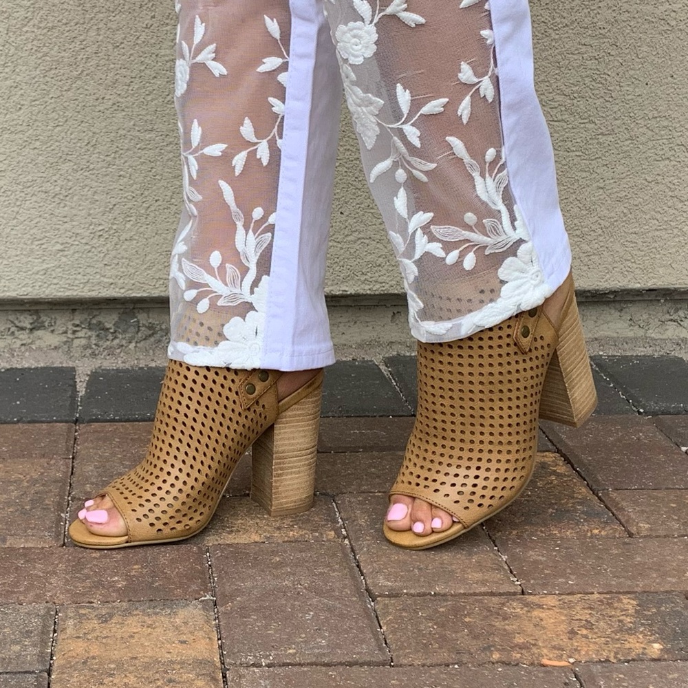NIB Tan Laser Cut Block Heel Slingback Bootie - Picture 4 of 6